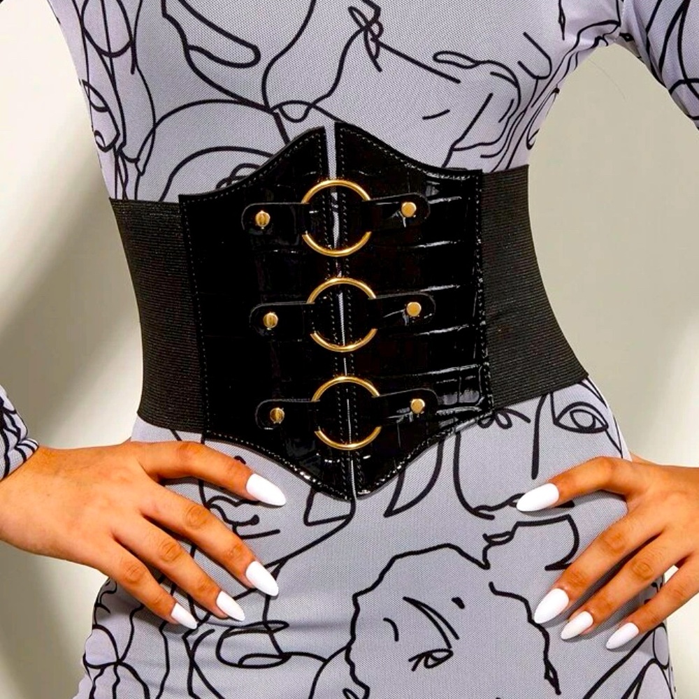 Elegant Victorian Patent Faux Leather With Gold Loops Stretchy Elastic Belt